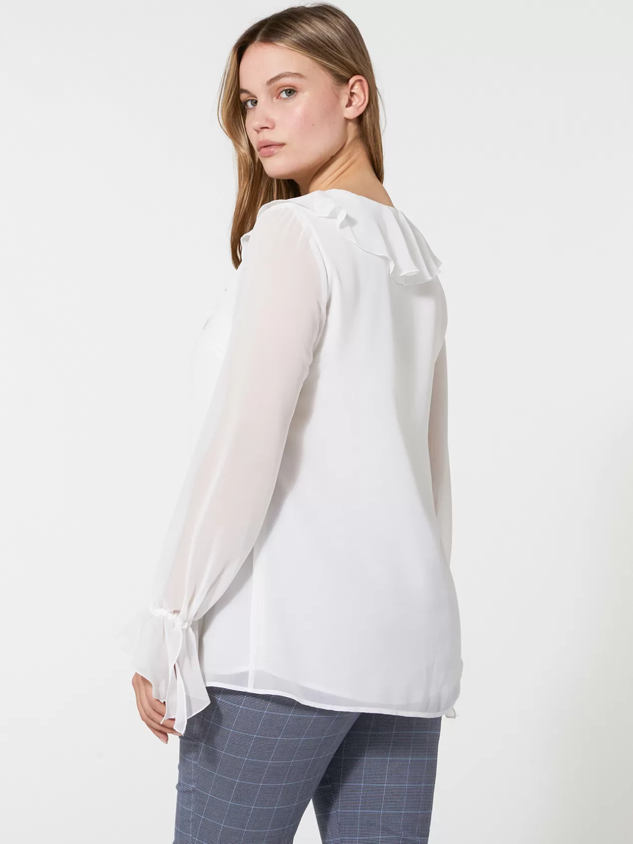 Shop Elena Mirò Blouse A Jabot Blanc