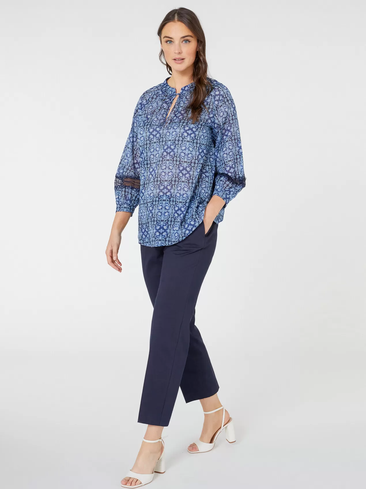 Store Elena Mirò Blouse Imprimee Avec Bords En Dentelle Bleu