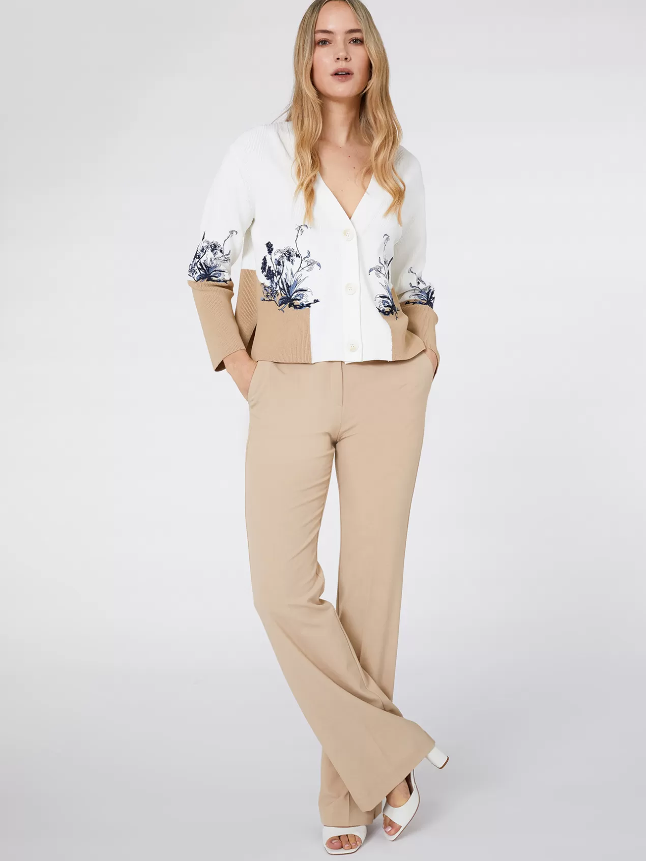Fashion Elena Mirò Cardigan Avec Jacquard Et Bords Blanc