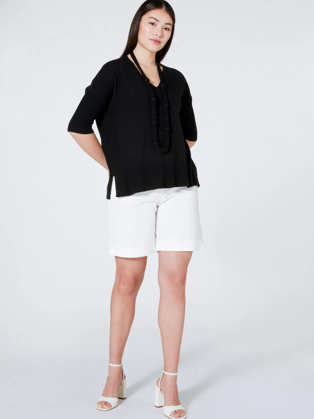 Shop Elena Mirò Pull Avec Collier Noir