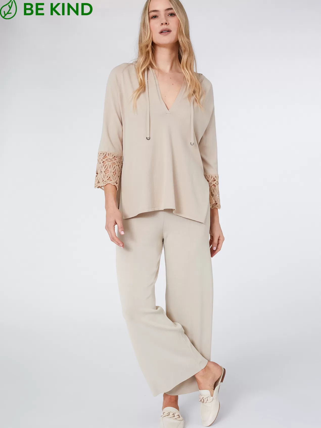 Outlet Elena Mirò Pull En Eco-Viscose Avec Insert En Macrame Beige