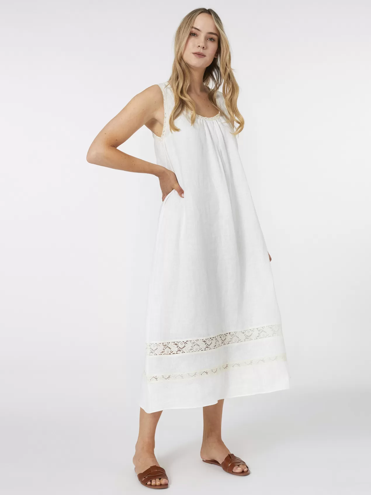 Discount Elena Mirò Robe Longue En Lin Blanc