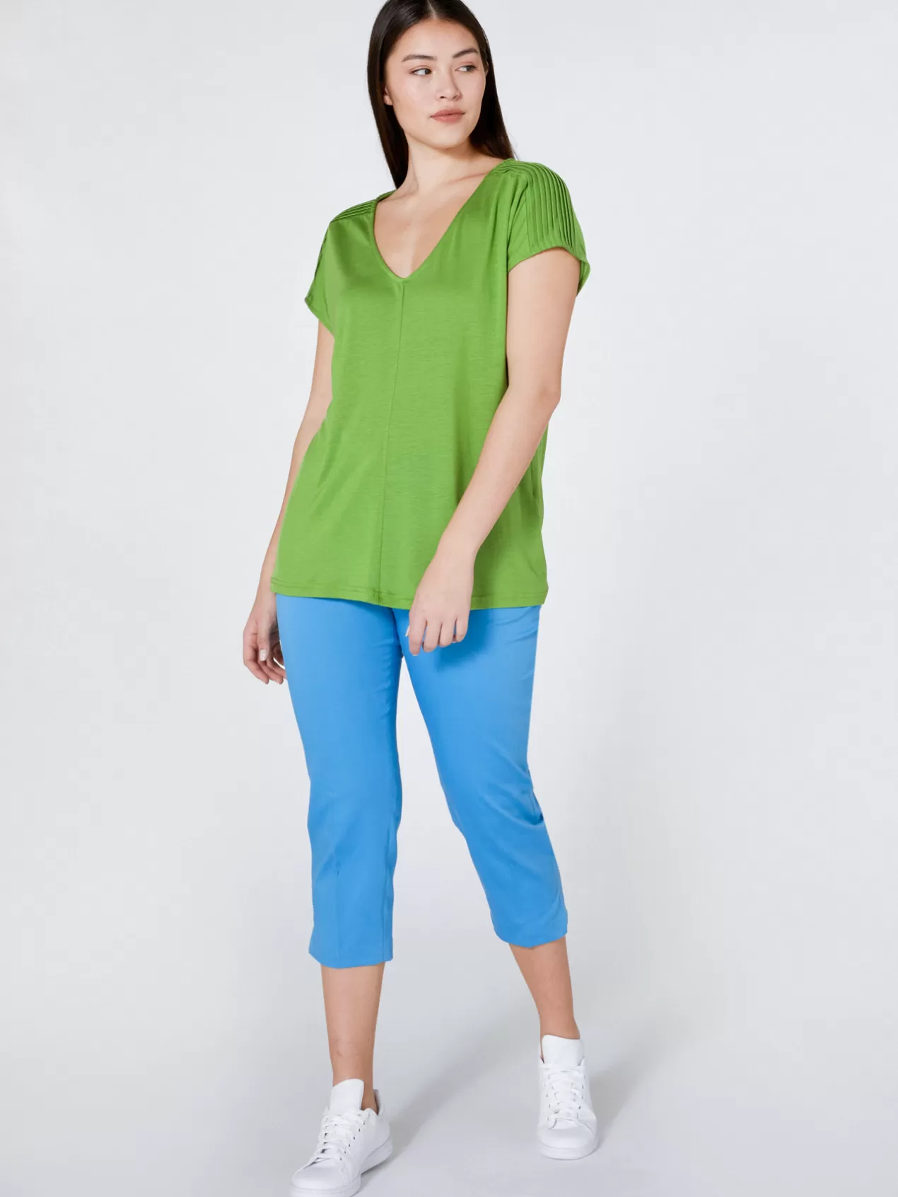 Shop Elena Mirò T-Shirt A Col En V Vert