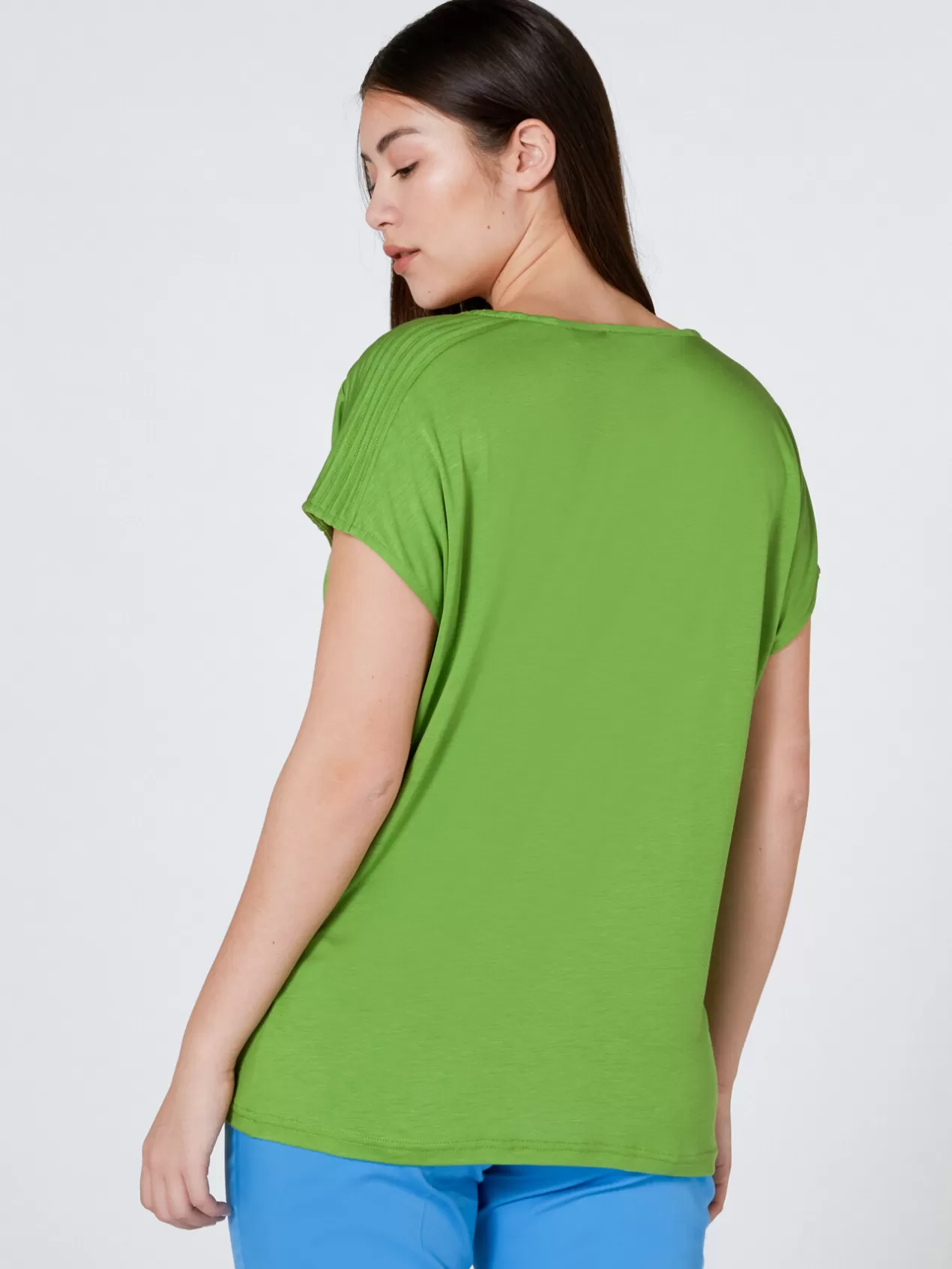 Shop Elena Mirò T-Shirt A Col En V Vert
