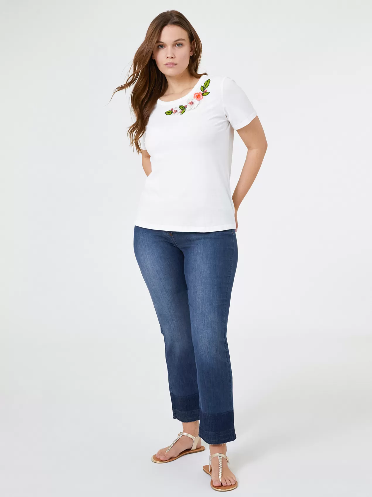 Cheap Elena Mirò T-Shirt Avec Broderie Florale En Fil Blanc