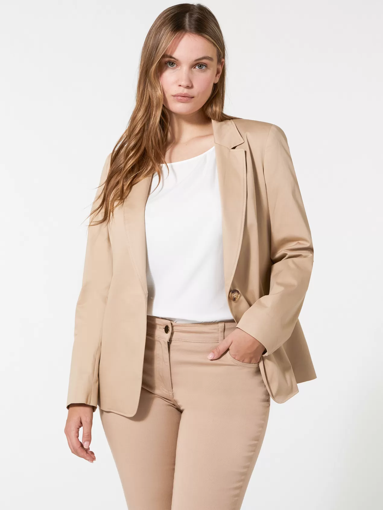 Shop Elena Mirò Veste Blazer A Un Bouton Beige